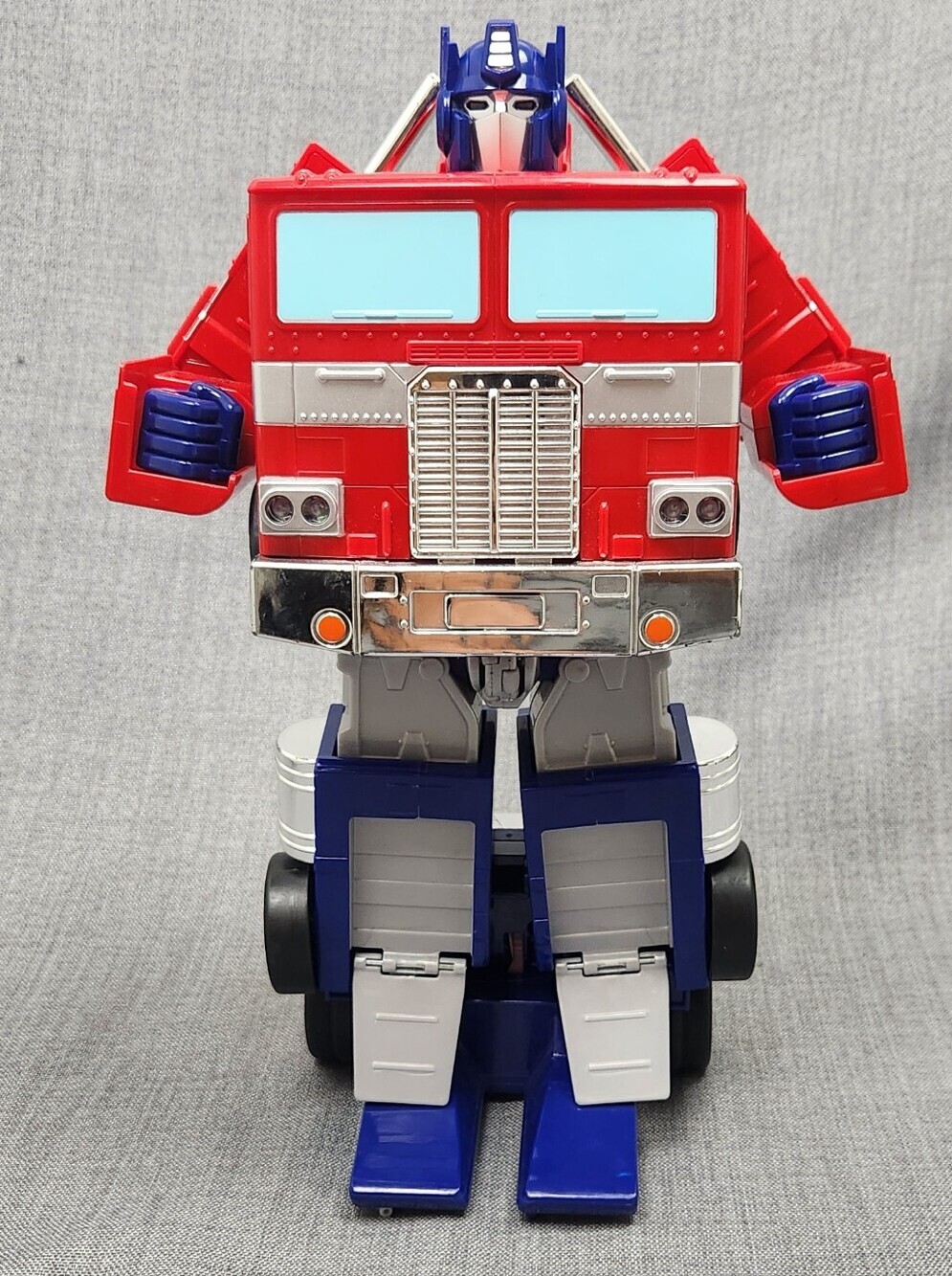Jada Toys Transformers G1 Optimus Prime 12 inch Remote Control Toy No Remote - Picture 1 of 6
